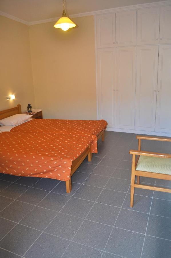 Yannis - Holiday Apartments On Agios Gordios Beach In Corfu Eksteriør billede
